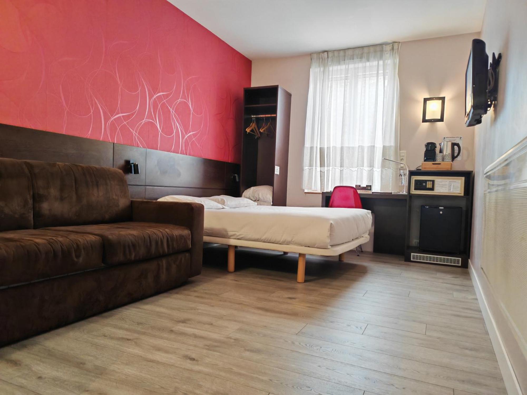 Urban Style, Hotel Le Cheval Noir, Saint-Etienne ภายนอก รูปภาพ