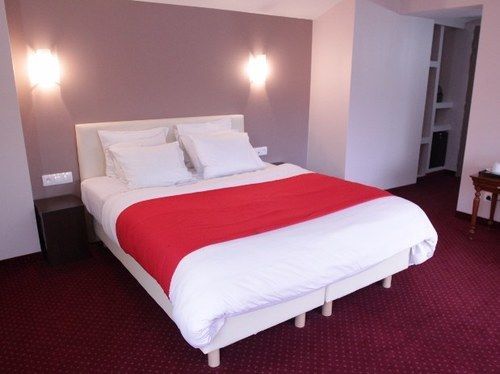 Urban Style, Hotel Le Cheval Noir, Saint-Etienne ภายนอก รูปภาพ